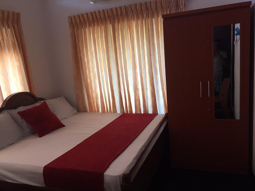 Yaarl Holiday Inn Jaffna Luaran gambar