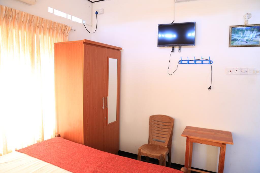 Yaarl Holiday Inn Jaffna Luaran gambar