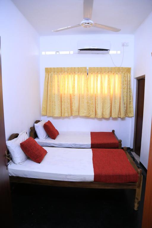 Yaarl Holiday Inn Jaffna Luaran gambar