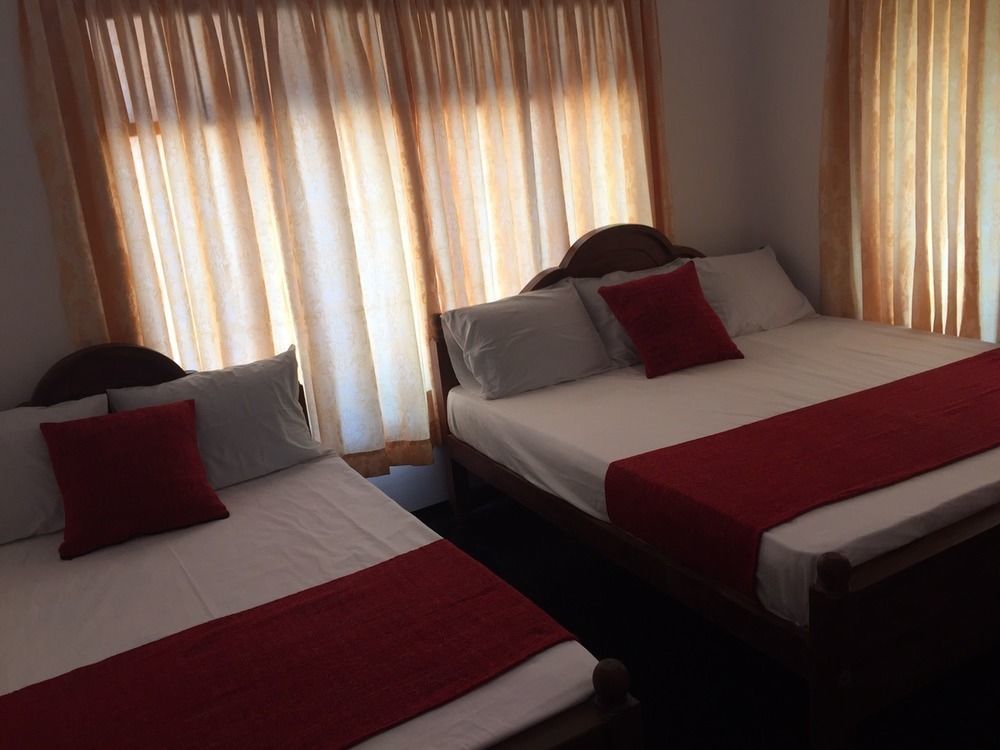Yaarl Holiday Inn Jaffna Luaran gambar